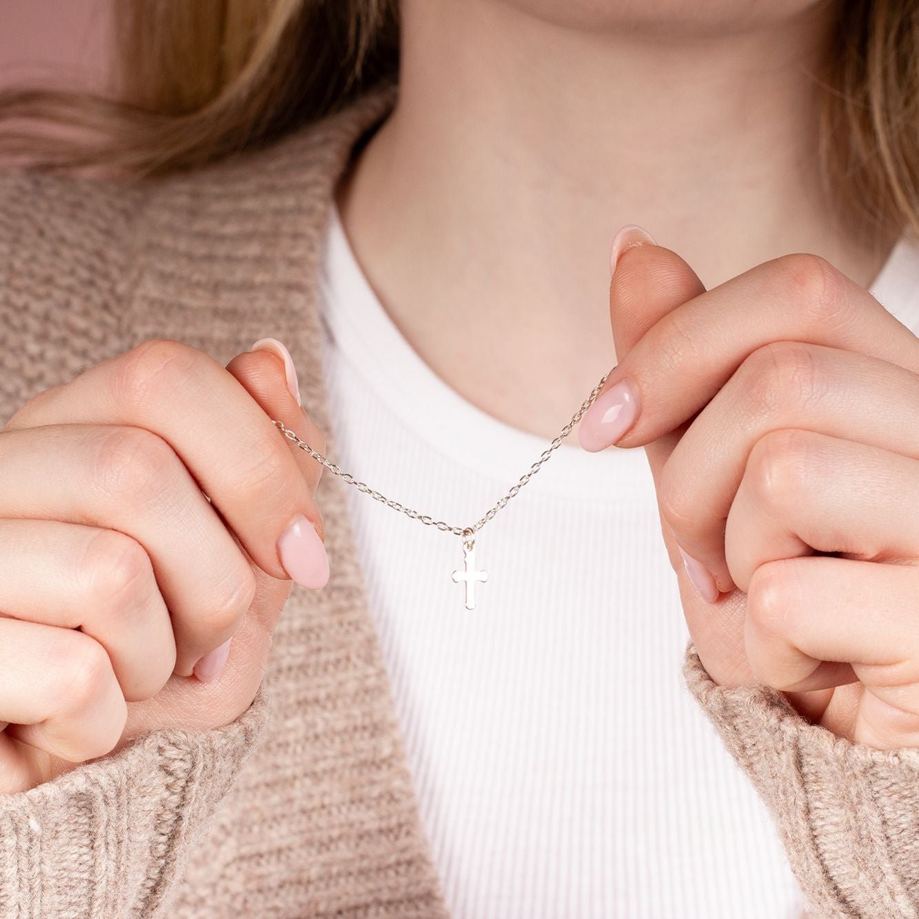 Cross Necklace - Sterling Silver - MYLEE London