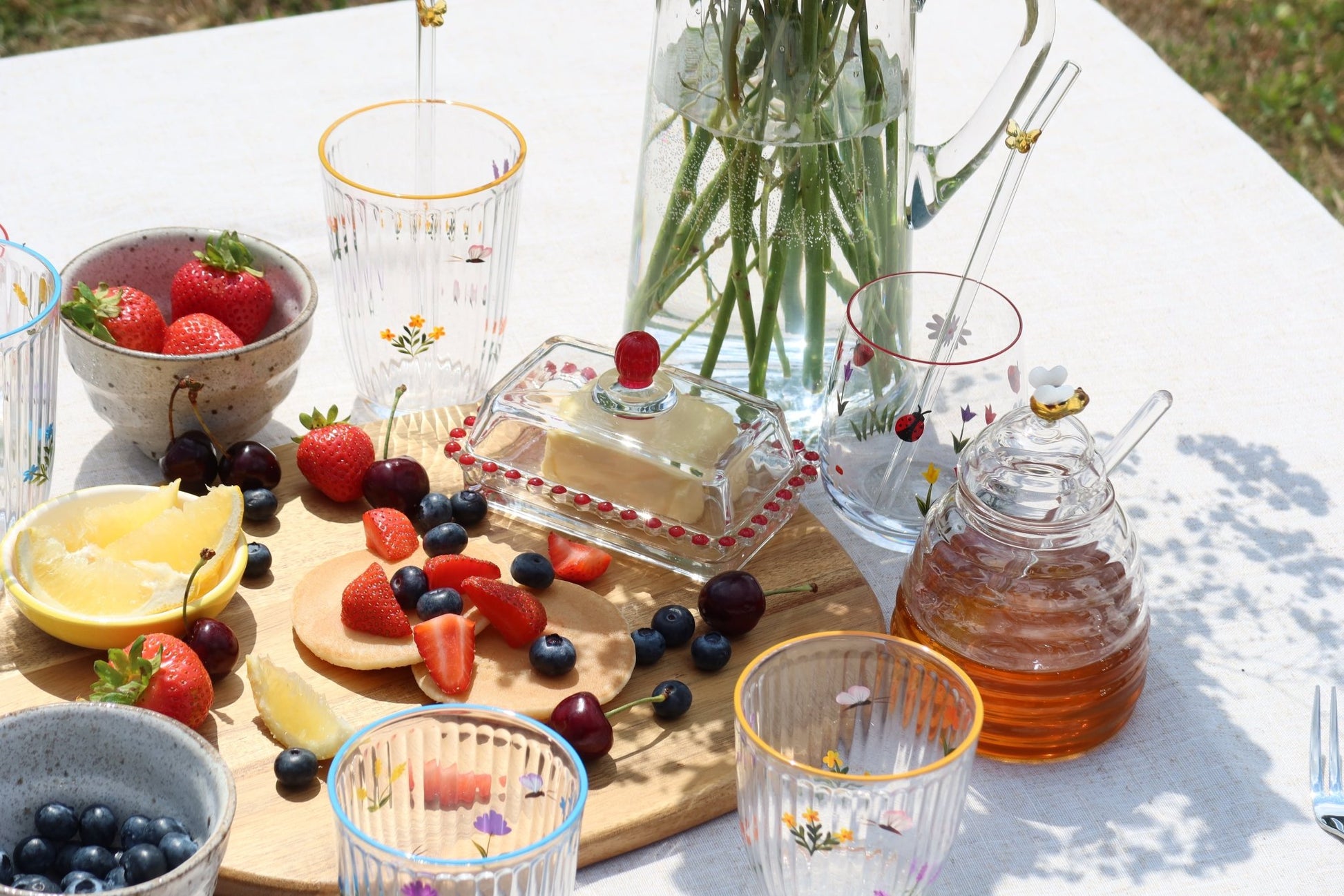 Glass Drinking Straw with Butterfly - MYLEE London