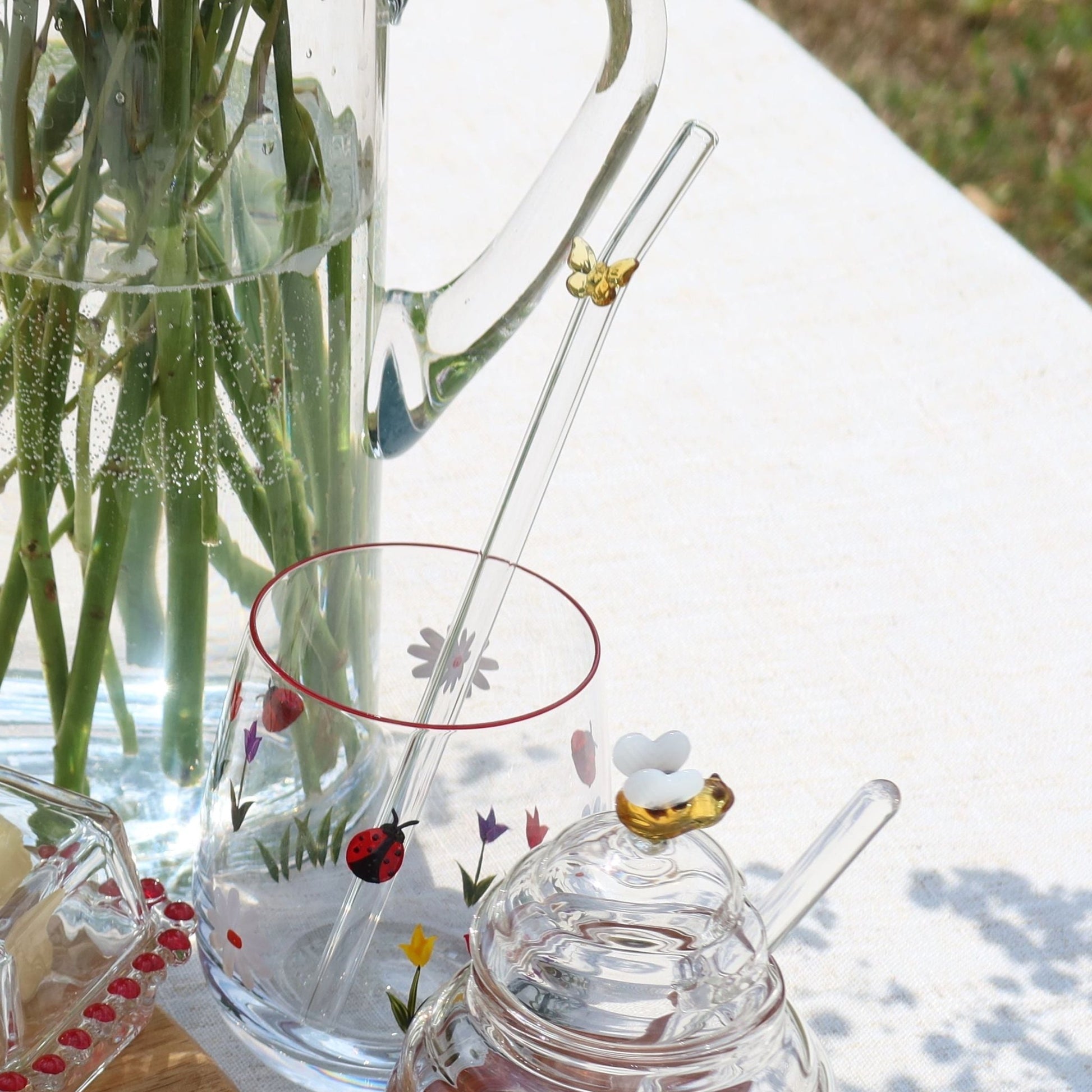 Glass Drinking Straw with Butterfly - MYLEE London