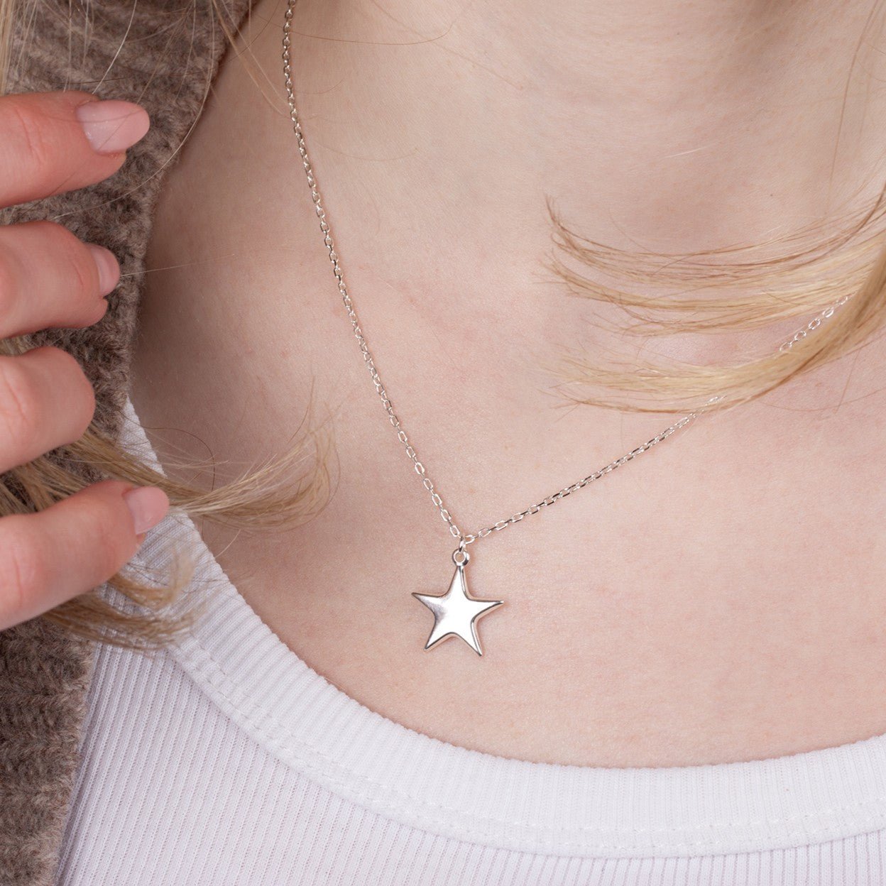 Puffy Star Necklace - Sterling Silver - MYLEE London